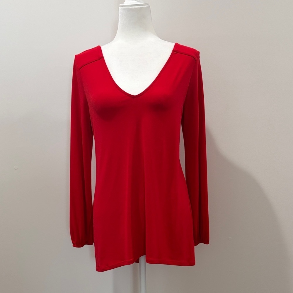 Lipstick Red Long Line V-Neck Women's Top - Picture 2 of 3